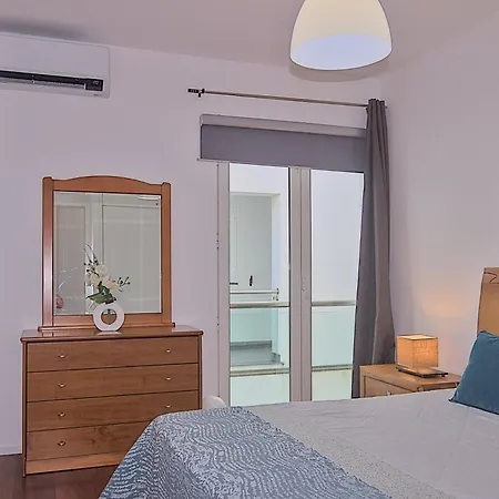 Downtown Da Vitória Al Apartamento Praia da Vitória