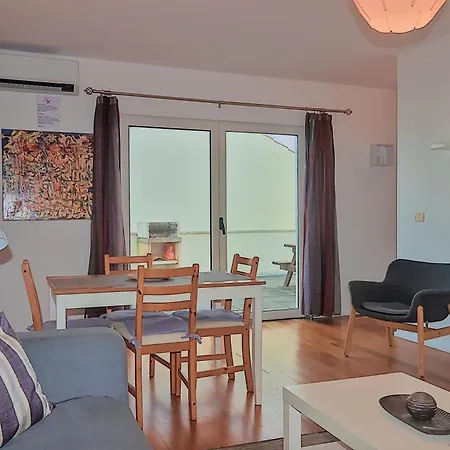 Downtown Da Vitoria Al Praia da Vitória