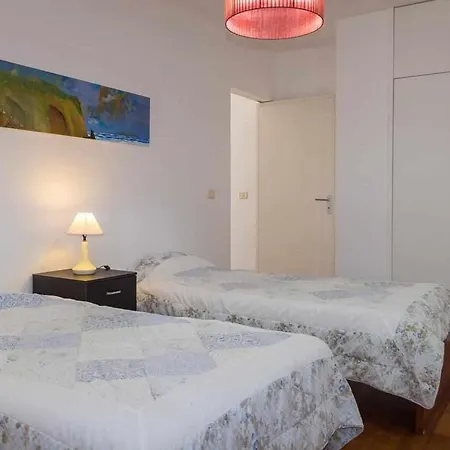 Lägenhet Downtown Da Vitoria Al Praia da Vitória